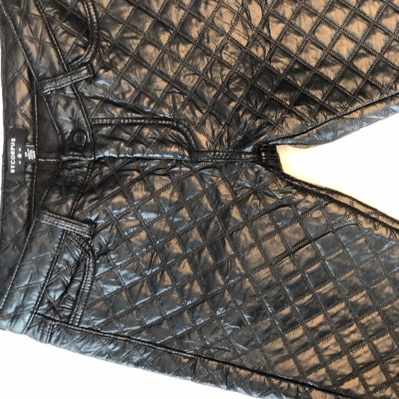 Quilted pattern leather pants - Picture 3 of 6